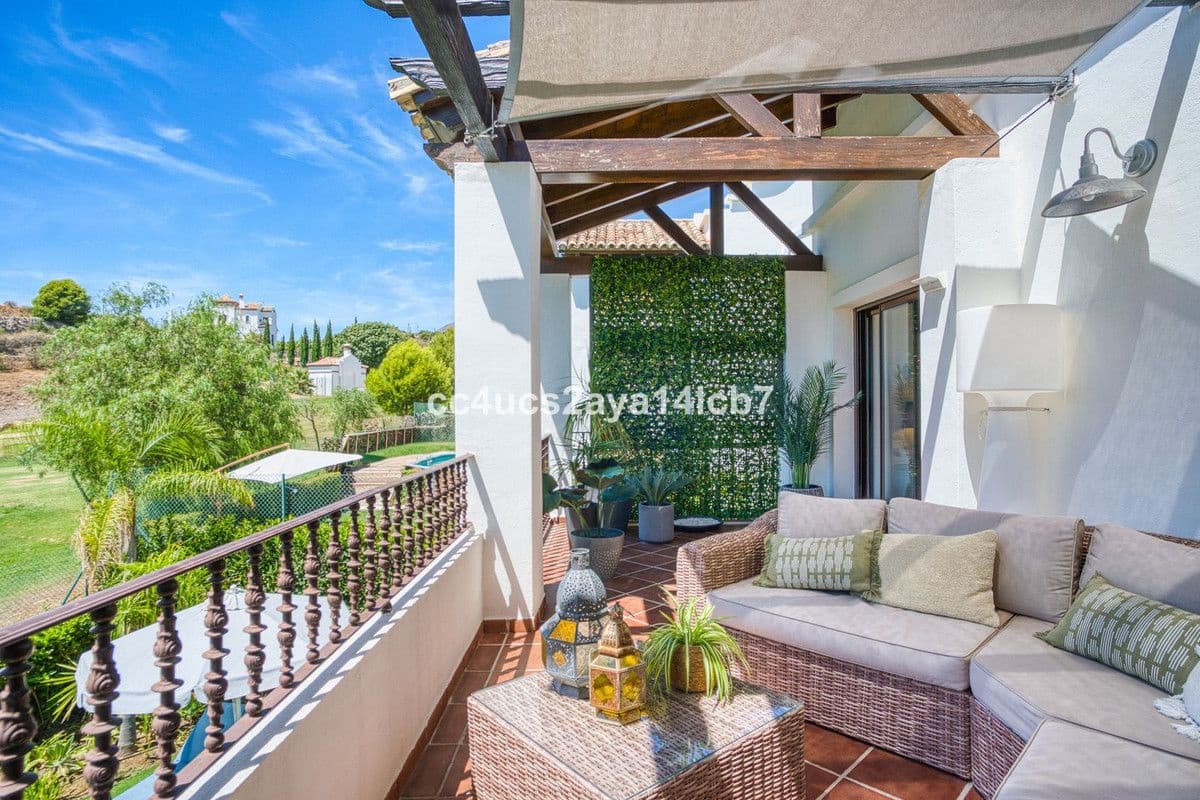 3 bedroom Villa for sale in Bel-Air with garage - € 945,000 (Ref: 9438985)