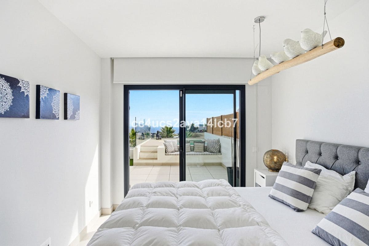 3 sypialnia Apartament na sprzedaż w Mijas z basenem garażem - 739 000 € (Ref: 9438986)