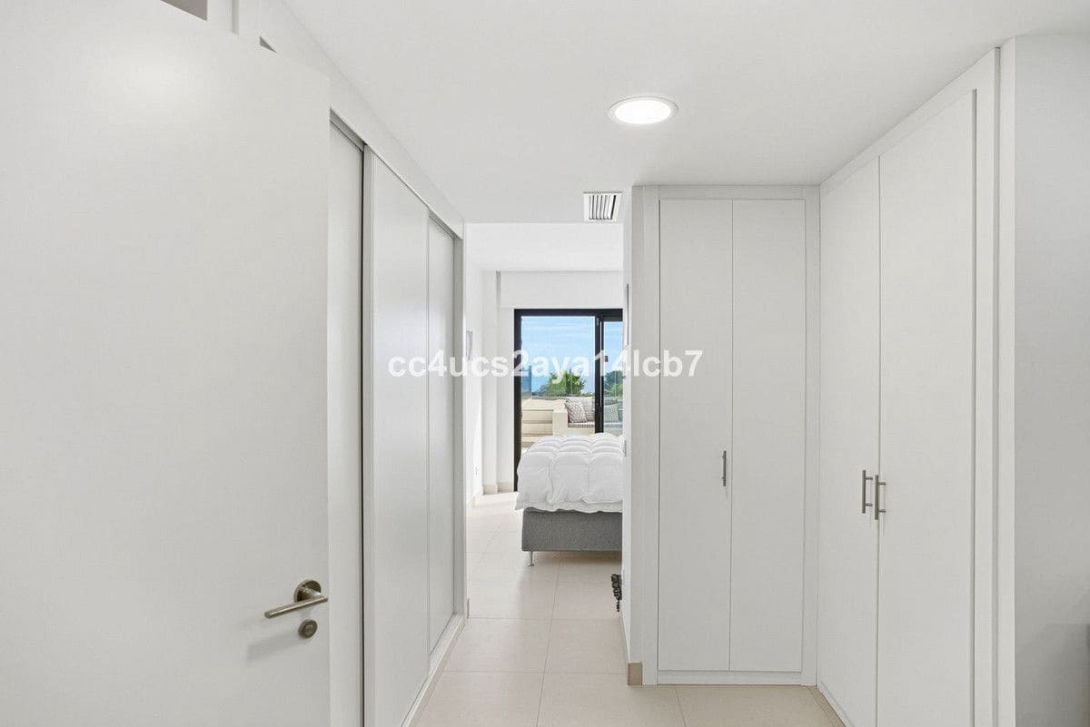 3 sypialnia Apartament na sprzedaż w Mijas z basenem garażem - 739 000 € (Ref: 9438986)