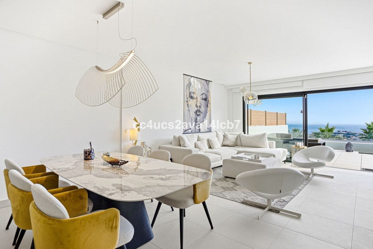 3 sypialnia Apartament na sprzedaż w Mijas z basenem garażem - 739 000 € (Ref: 9438986)