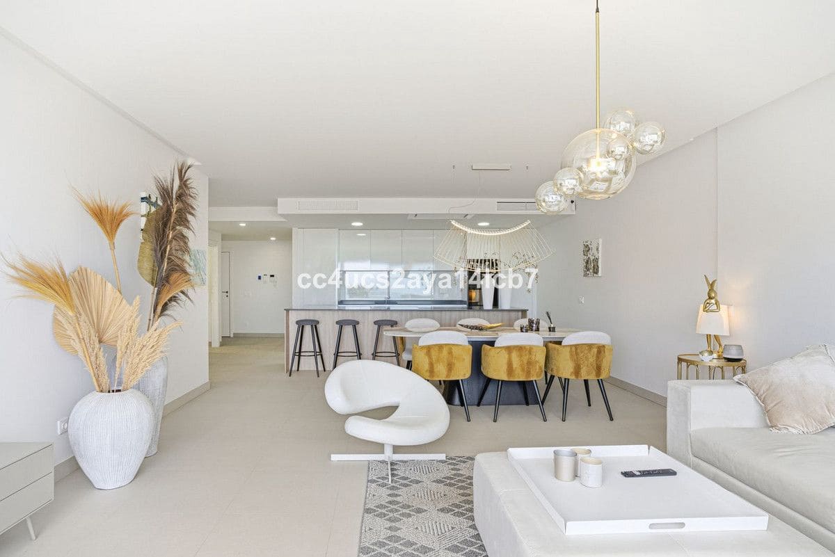 3 sypialnia Apartament na sprzedaż w Mijas z basenem garażem - 739 000 € (Ref: 9438986)