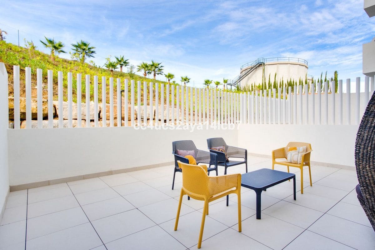 3 sypialnia Apartament na sprzedaż w Mijas z basenem garażem - 739 000 € (Ref: 9438986)