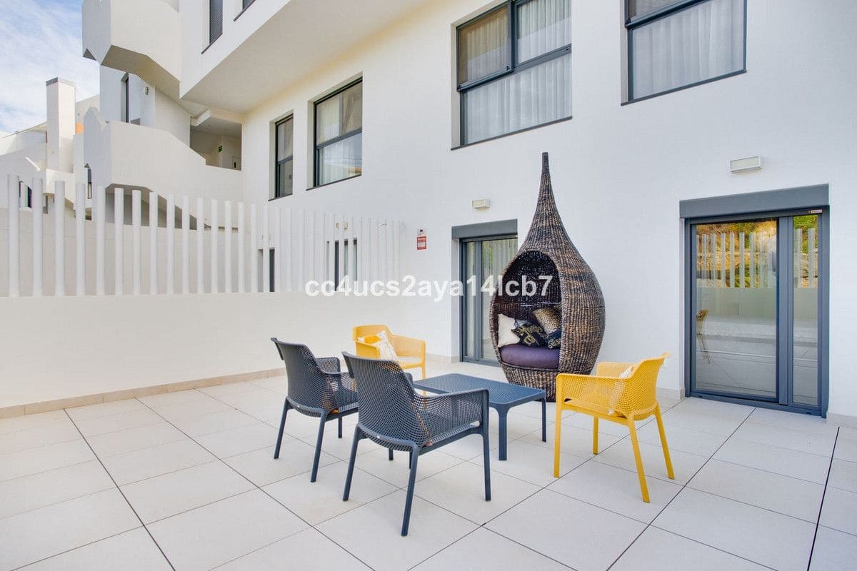 3 sypialnia Apartament na sprzedaż w Mijas z basenem garażem - 739 000 € (Ref: 9438986)