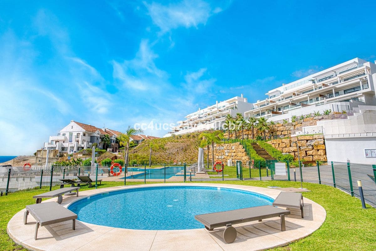 3 sypialnia Apartament na sprzedaż w Mijas z basenem garażem - 739 000 € (Ref: 9438986)