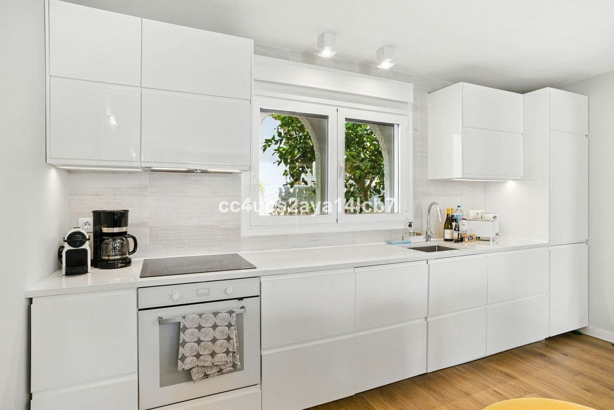 3 soverom Hus til salgs i Marbella med svømmebasseng - € 795 000 (Ref: 9445511)