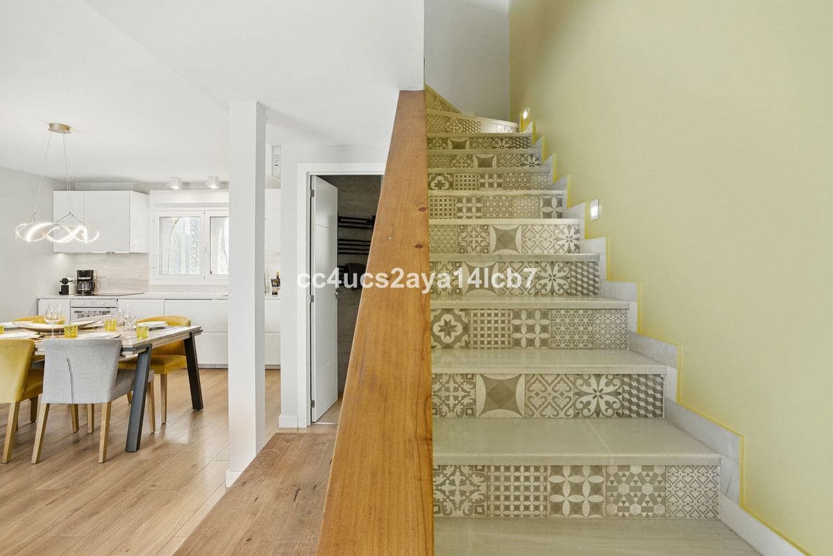 3 soverom Hus til salgs i Marbella med svømmebasseng - € 795 000 (Ref: 9445511)