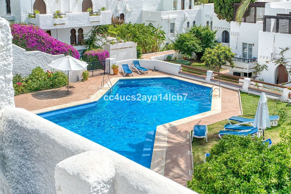 3 soverom Hus til salgs i Marbella med svømmebasseng - € 795 000 (Ref: 9445511)