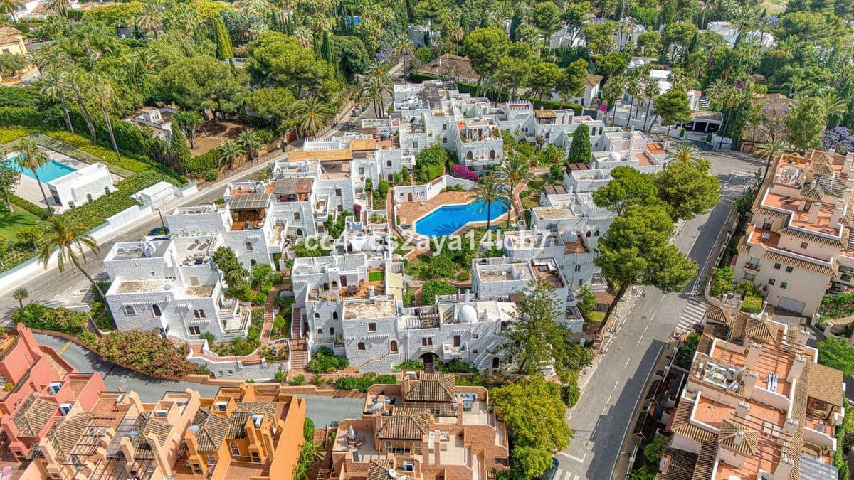 3 soverom Hus til salgs i Marbella med svømmebasseng - € 795 000 (Ref: 9445511)