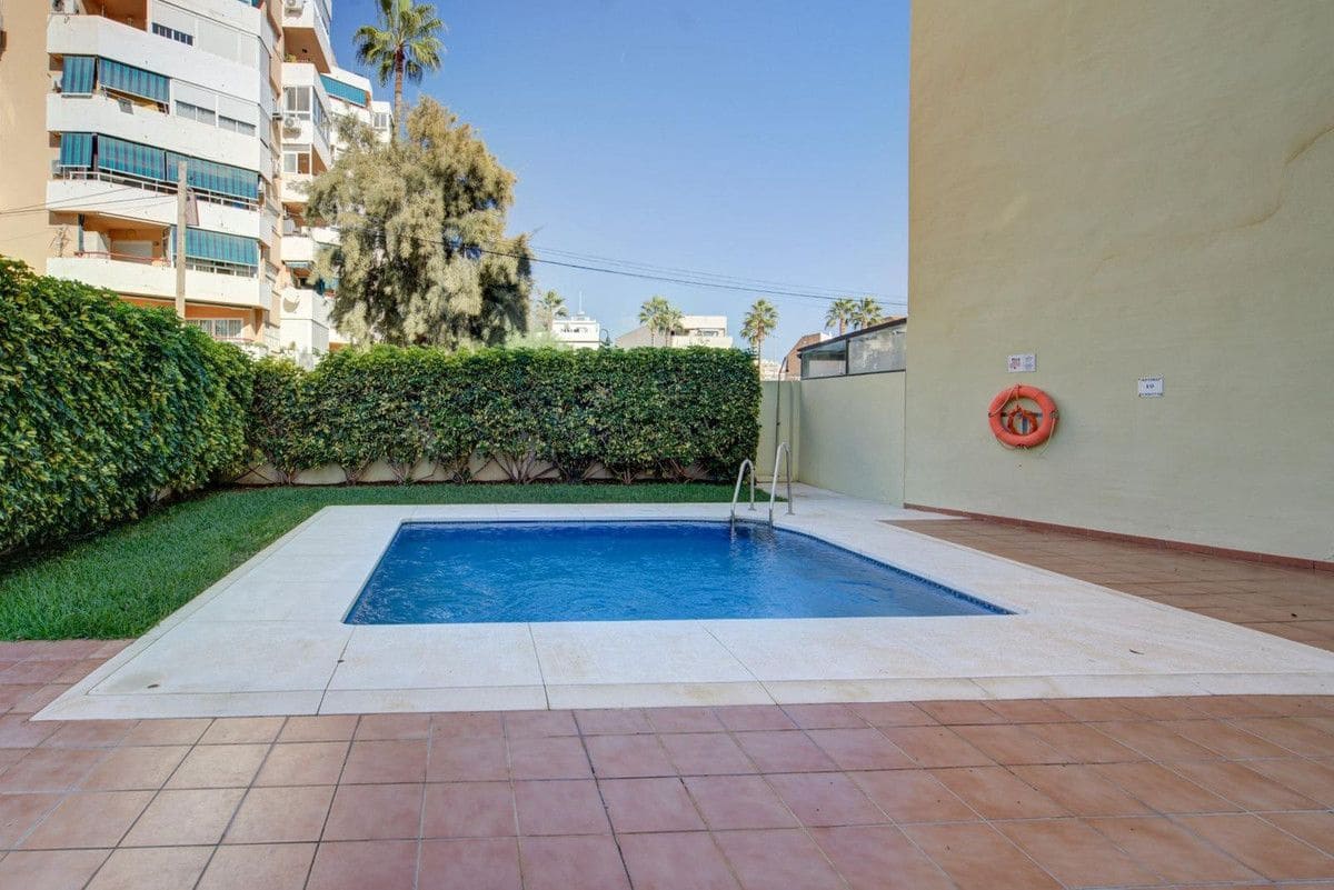 Piso de 3 habitaciones en Mijas en venta con garaje - 295.000 € (Ref: 9451563)