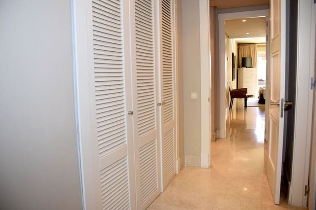 3 soverom Leilighet til salgs i Bahía de Marbella, Marbella med svømmebasseng garasje - € 699 000 (Ref: 9451565)