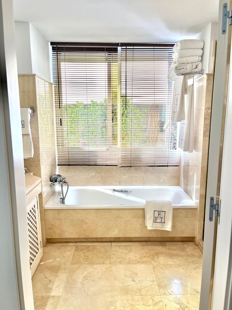 3 soveværelse Lejlighed til salg i Marbella med swimmingpool garage - € 699.000 (Ref: 9451565)