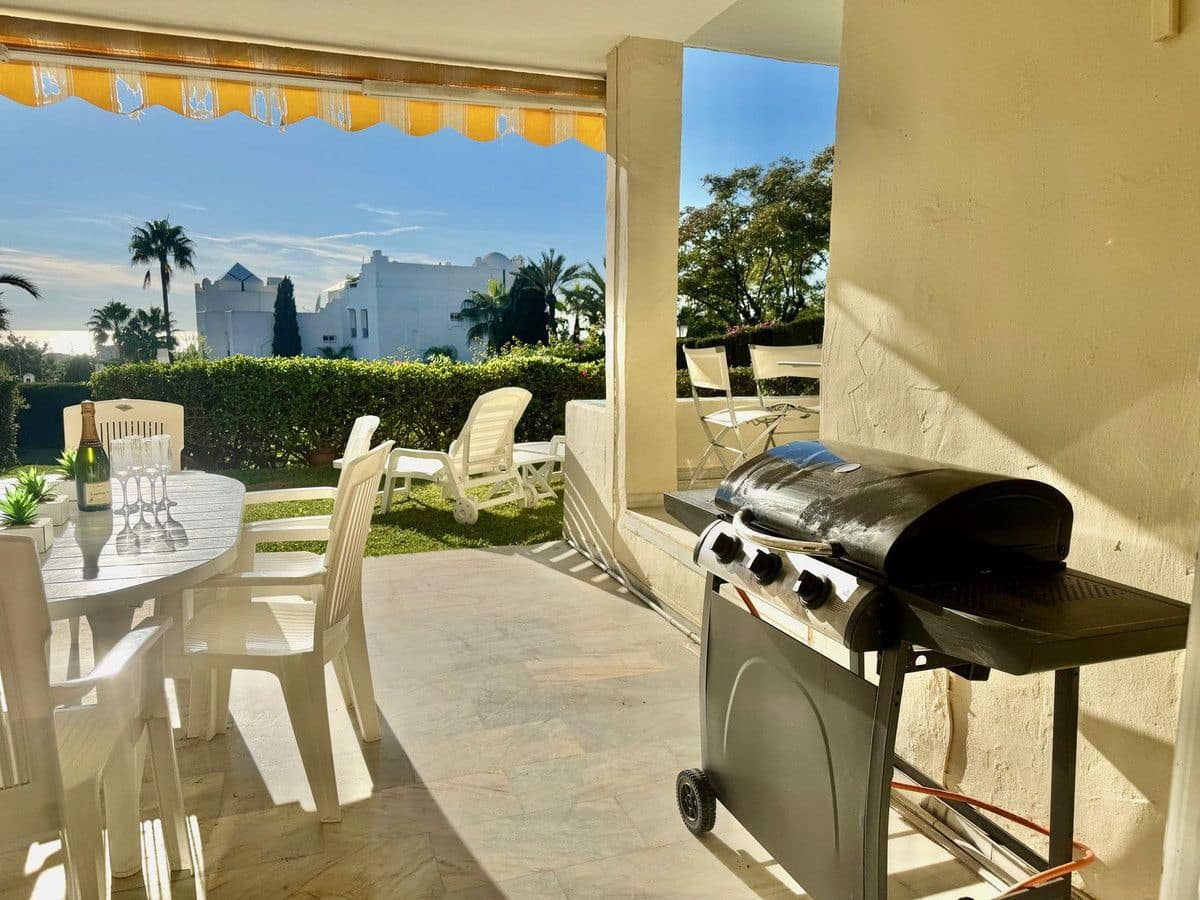 2 sovrum Lägenhet till salu i Marbella med pool garage - 350 000 € (Ref: 9451566)