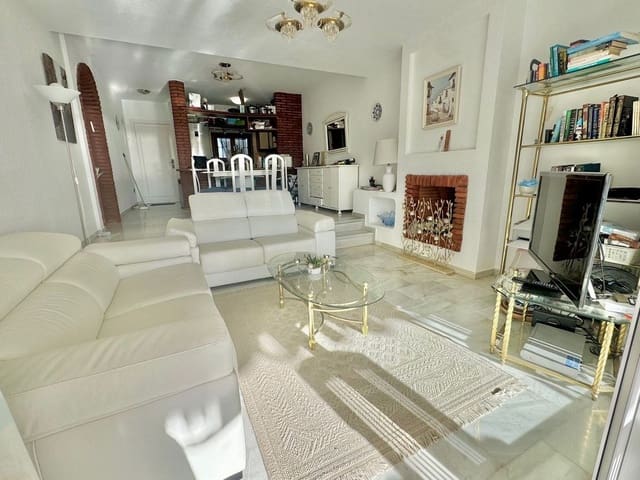 2 sovrum Lägenhet till salu i La Reserva, Marbella med pool garage - 350 000 € (Ref: 9451566)