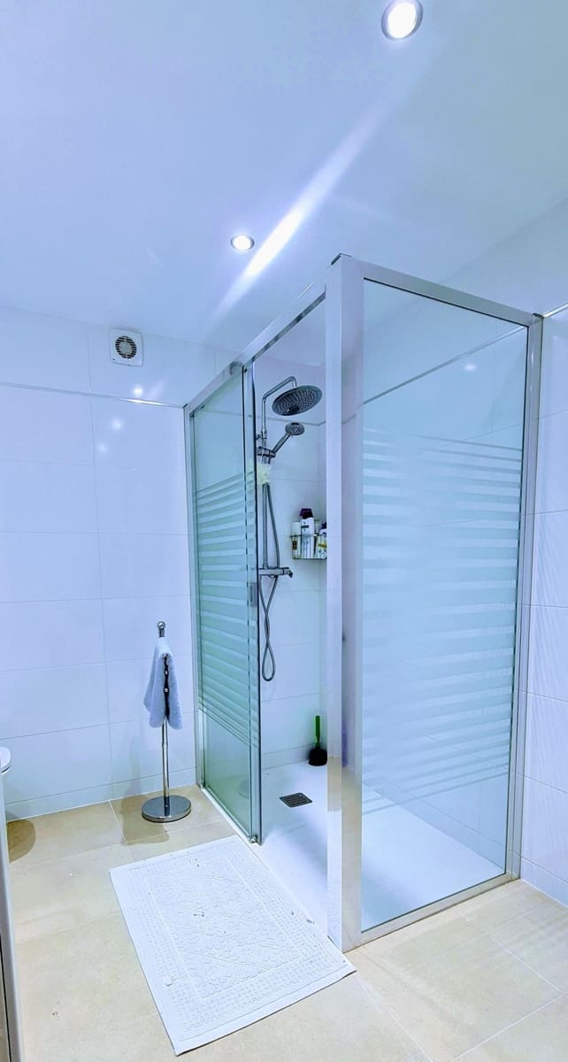 Casa de 2 habitaciones en Marbella en venta con piscina garaje - 395.000 € (Ref: 9451570)