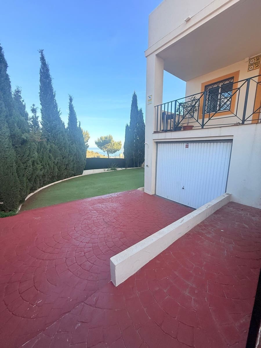 3 sovrum Semi-fristående Villa till salu i Benalmadena - 487 830 € (Ref: 9451572)