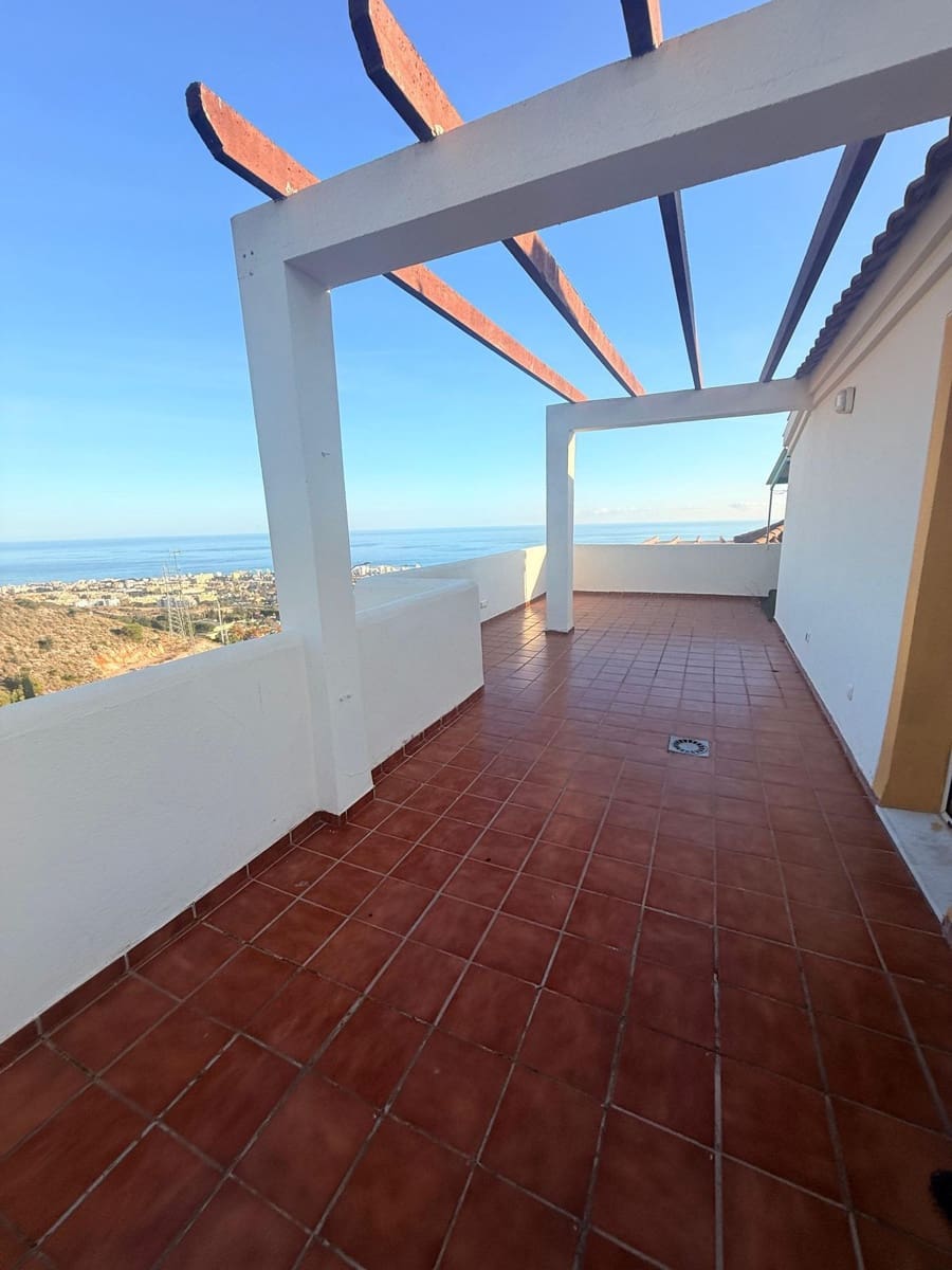 3 sovrum Semi-fristående Villa till salu i Benalmadena - 487 830 € (Ref: 9451572)