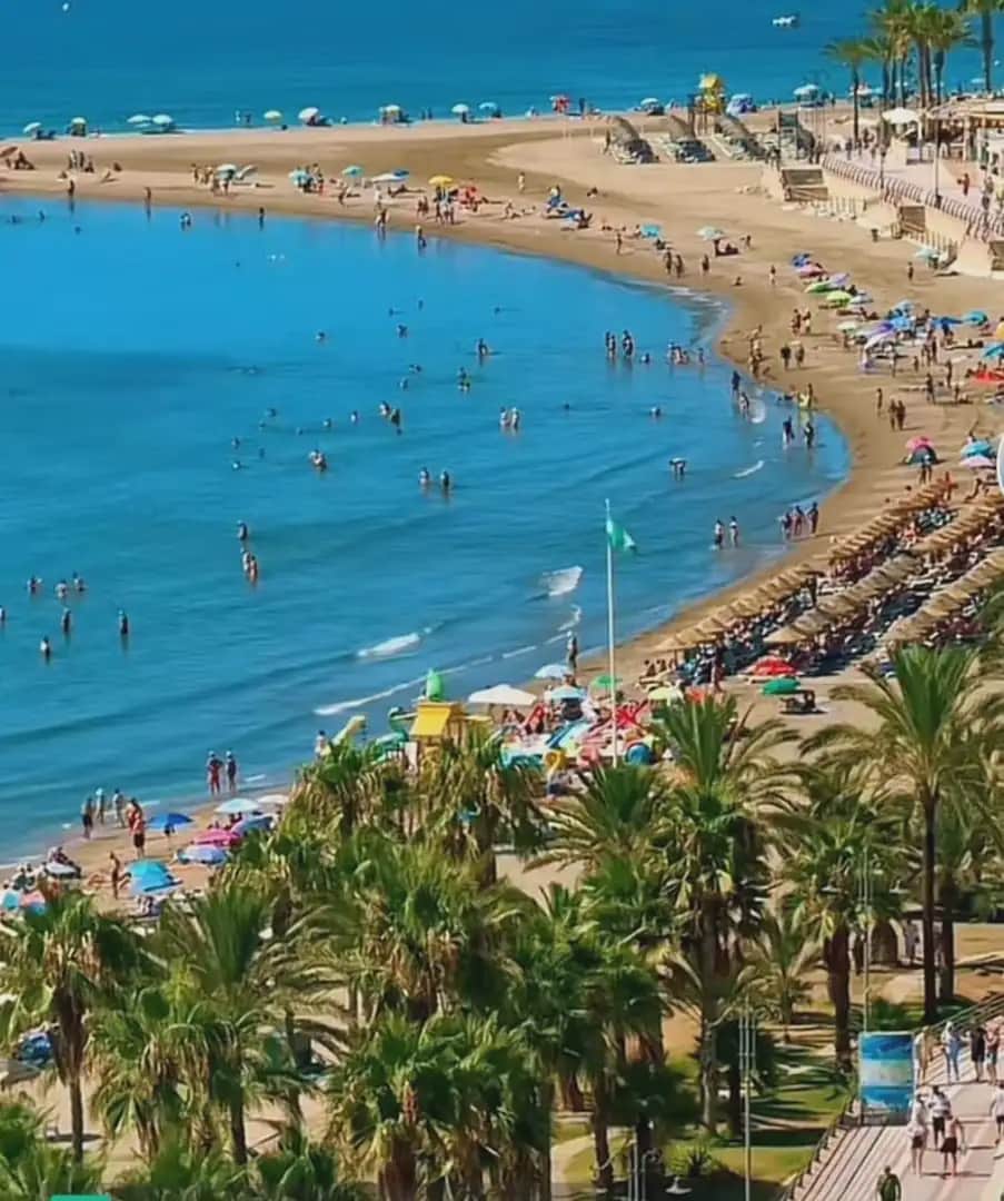 1 soverom Strandleiligheter til salgs i Benalmadena med svømmebasseng garasje - € 319 000 (Ref: 9451575)