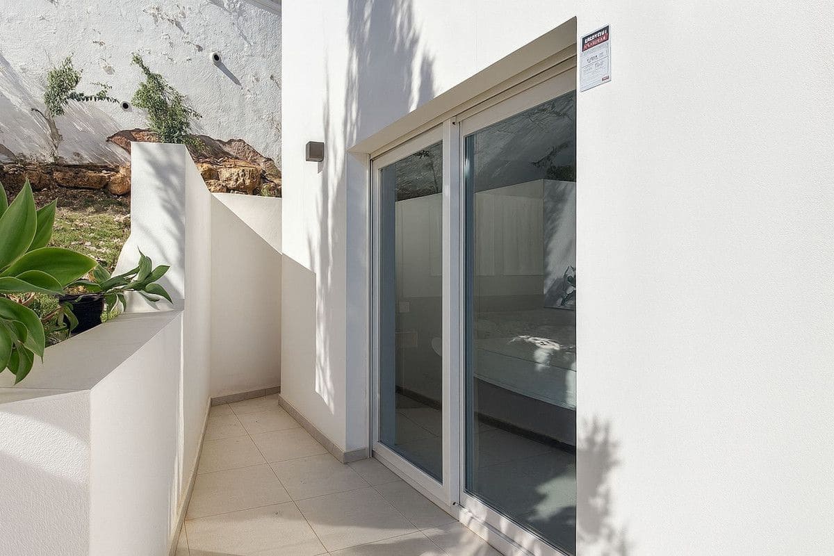 3 quarto Moradia para venda em Mijas com piscina garagem - 1 180 000 € (Ref: 9451579)