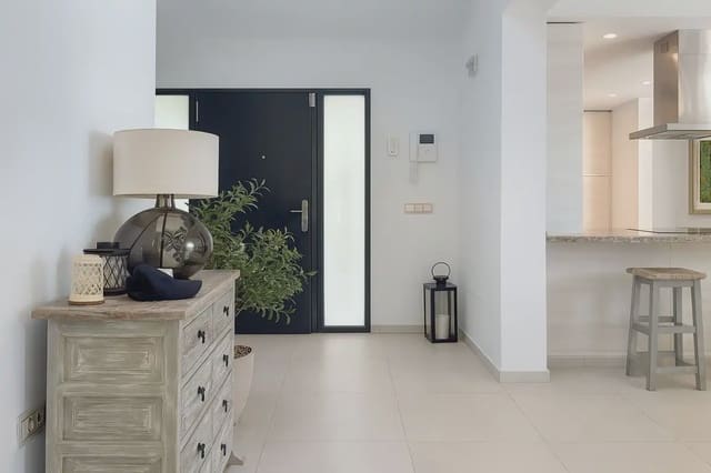 Chalet de 3 habitaciones en La Cala de Mijas, Mijas en venta con piscina garaje - 1.180.000 € (Ref: 9451579)