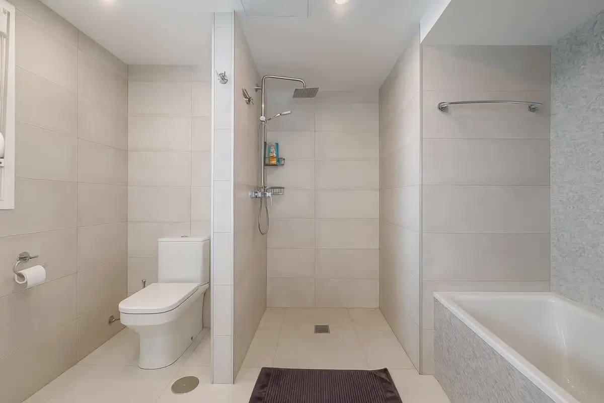 3 bedroom Villa for sale in Mijas with pool garage - € 1,180,000 (Ref: 9451579)