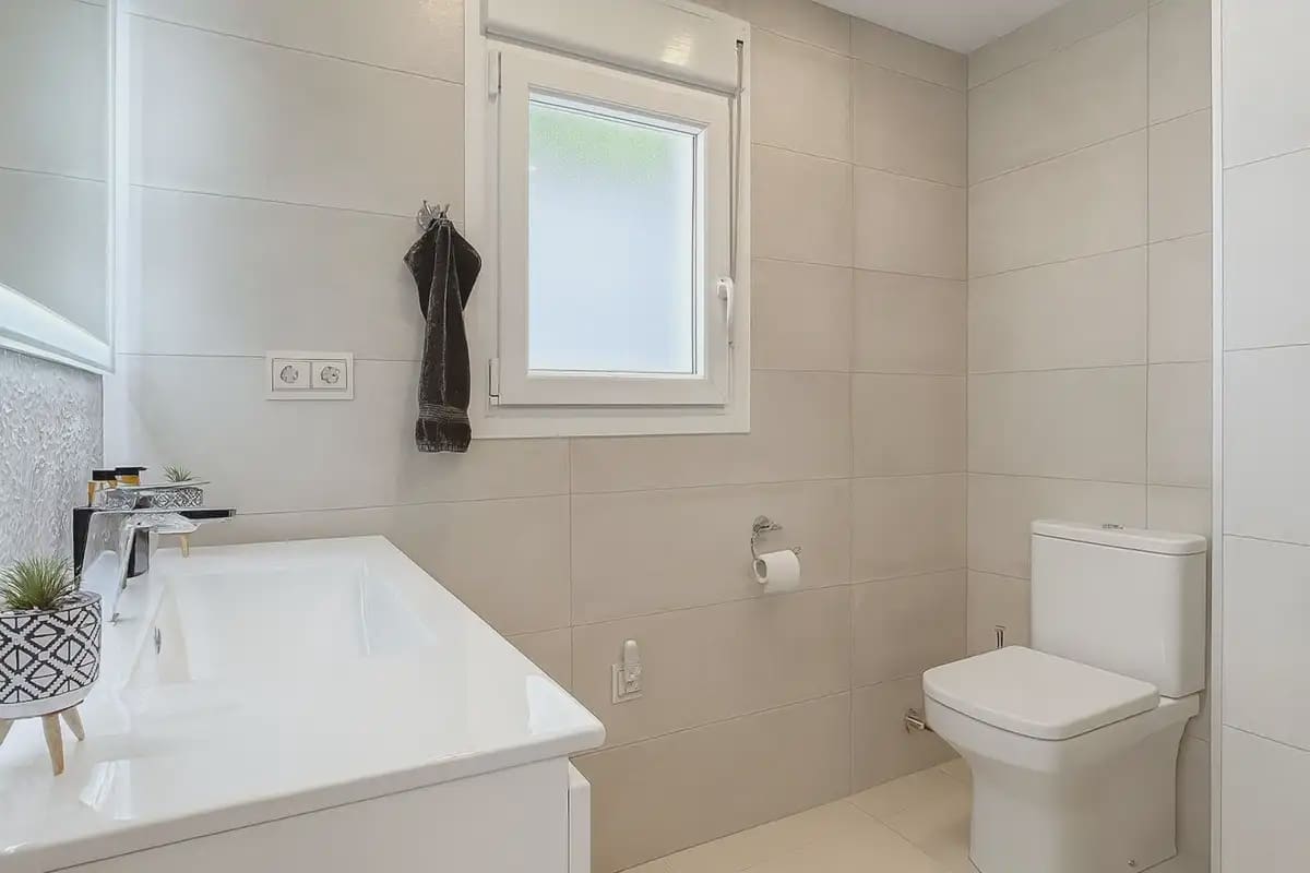 3 bedroom Villa for sale in Mijas with pool garage - € 1,180,000 (Ref: 9451579)