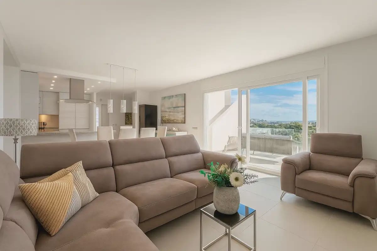 3 bedroom Villa for sale in Mijas with pool garage - € 1,180,000 (Ref: 9451579)