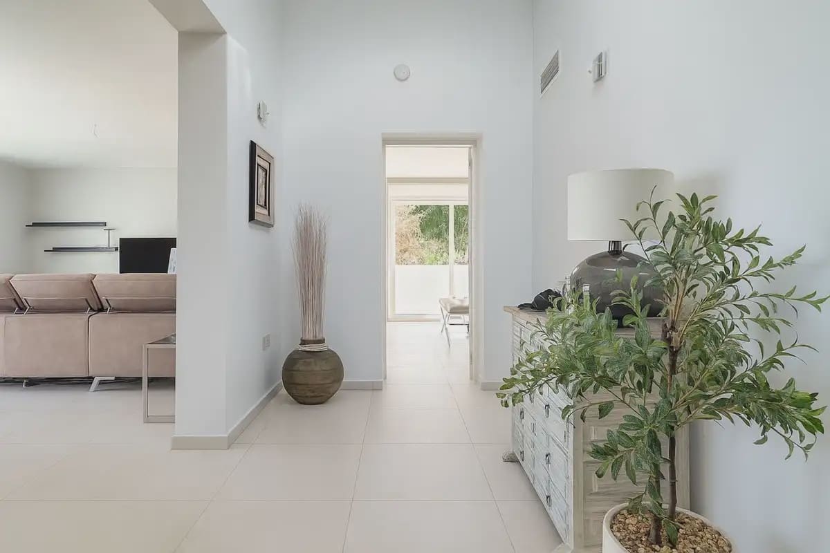 3 bedroom Villa for sale in Mijas with pool garage - € 1,180,000 (Ref: 9451579)