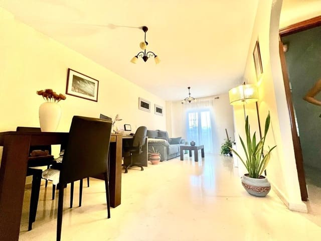 2 soverom Leilighet til salgs i Arroyo de la Miel, Benalmádena med svømmebasseng garasje - € 415 000 (Ref: 9451580)