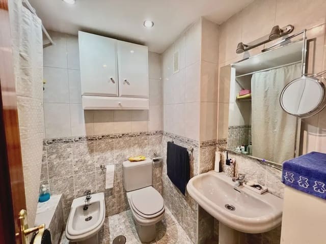 2 soverom Leilighet til salgs i Arroyo de la Miel, Benalmádena med svømmebasseng garasje - € 380 000 (Ref: 9451580)