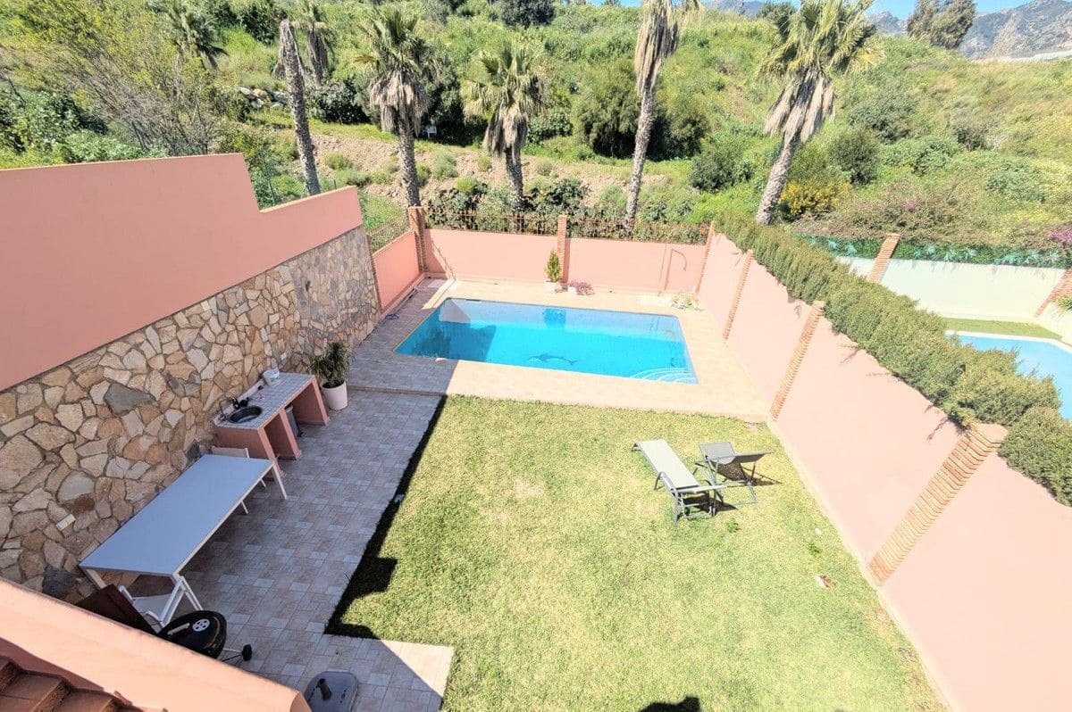 4 Zimmer Doppelhaus zu verkaufen in Benalmadena mit Pool Garage - 750.000 € (Ref: 9451582)