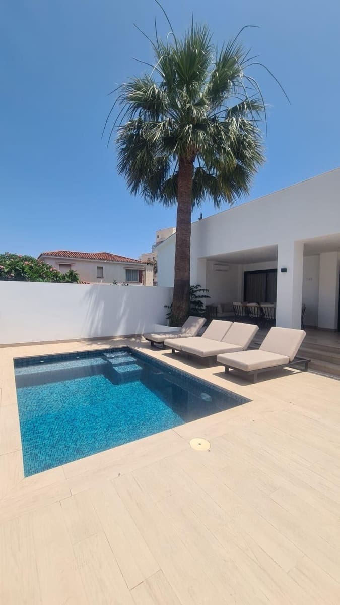 7 chambre Villa/Maison à vendre à Benalmadena avec piscine garage - 1 299 000 € (Ref: 9451584)