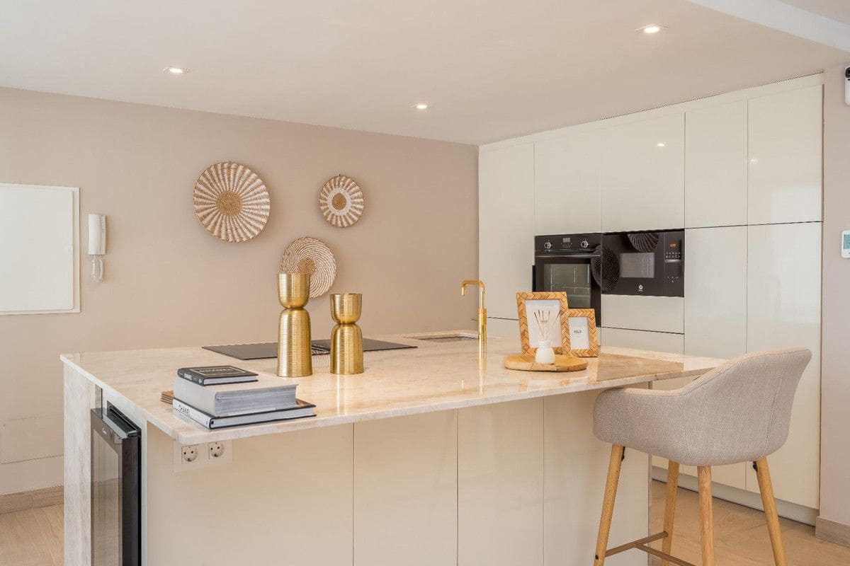 7 chambre Villa/Maison à vendre à Benalmadena avec piscine garage - 1 299 000 € (Ref: 9451584)