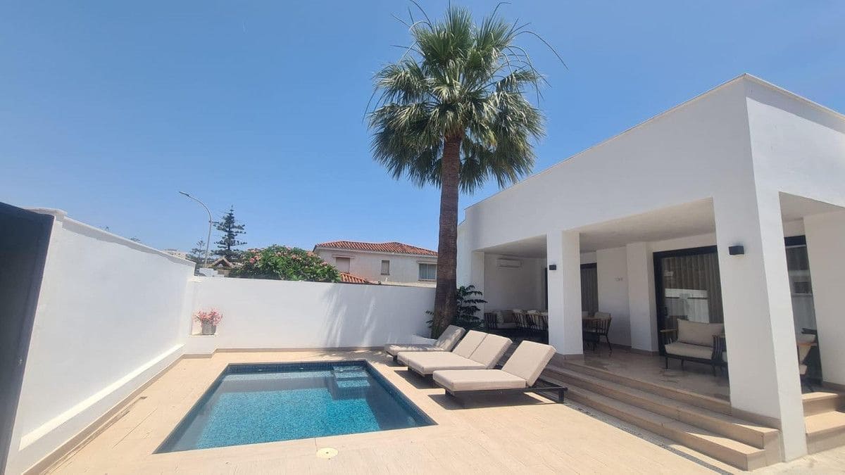 7 chambre Villa/Maison à vendre à Benalmadena avec piscine garage - 1 299 000 € (Ref: 9451584)