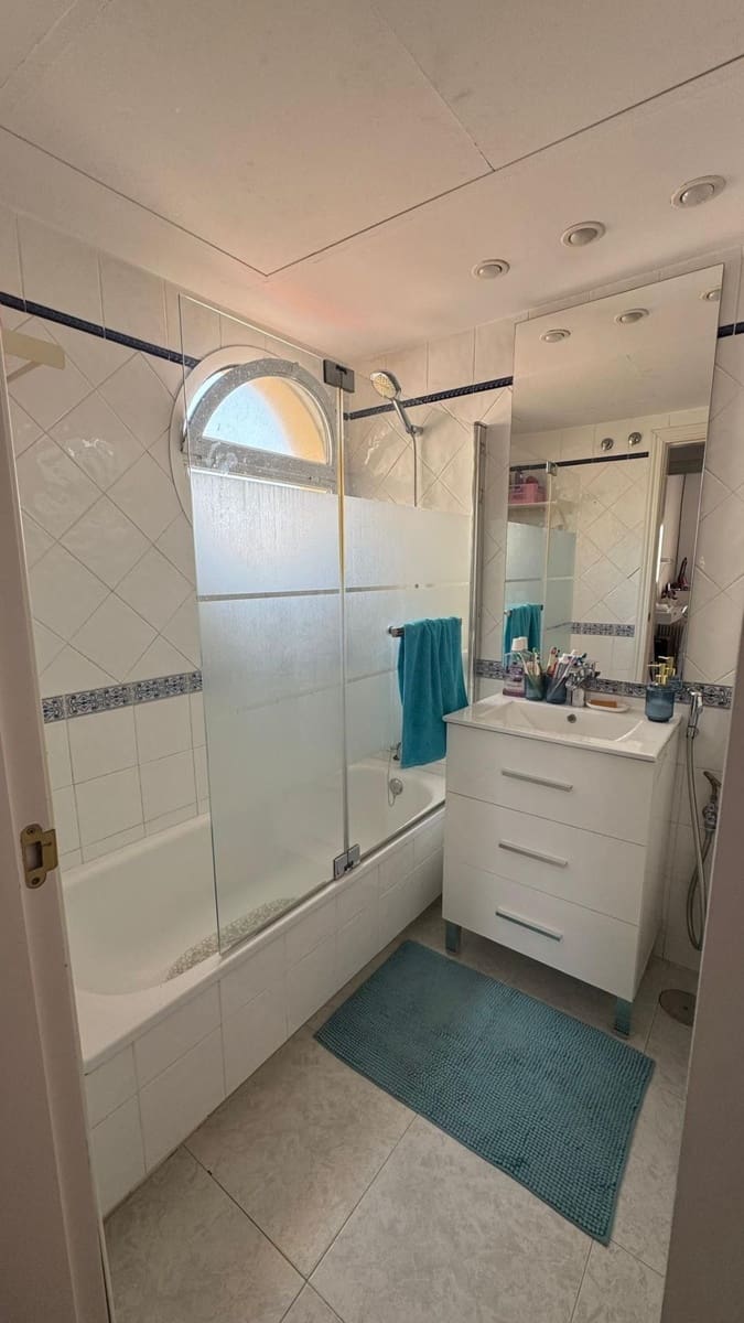 3 soverom Penthouse til salgs i Benalmadena med svømmebasseng garasje - € 559 000 (Ref: 9451585)