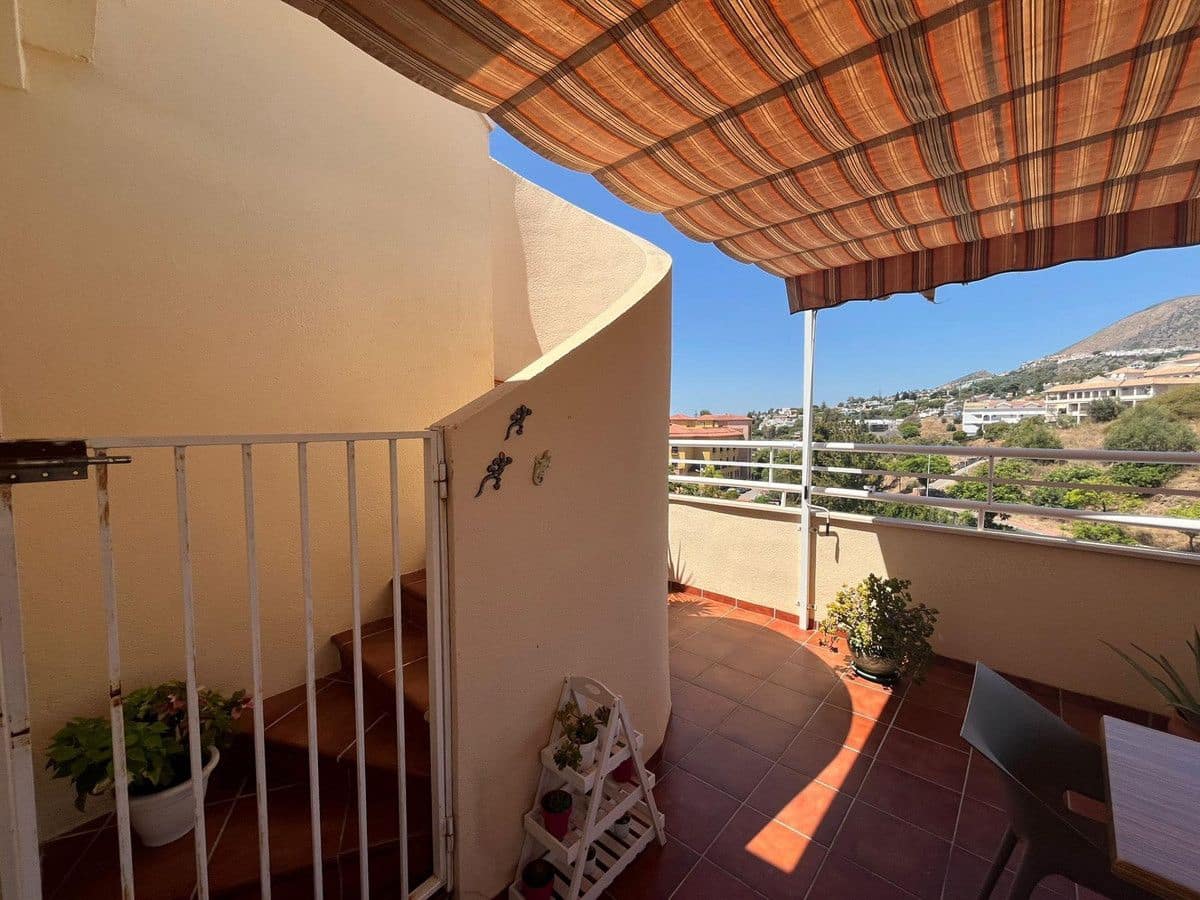 3 soverom Penthouse til salgs i Benalmadena med svømmebasseng garasje - € 559 000 (Ref: 9451585)