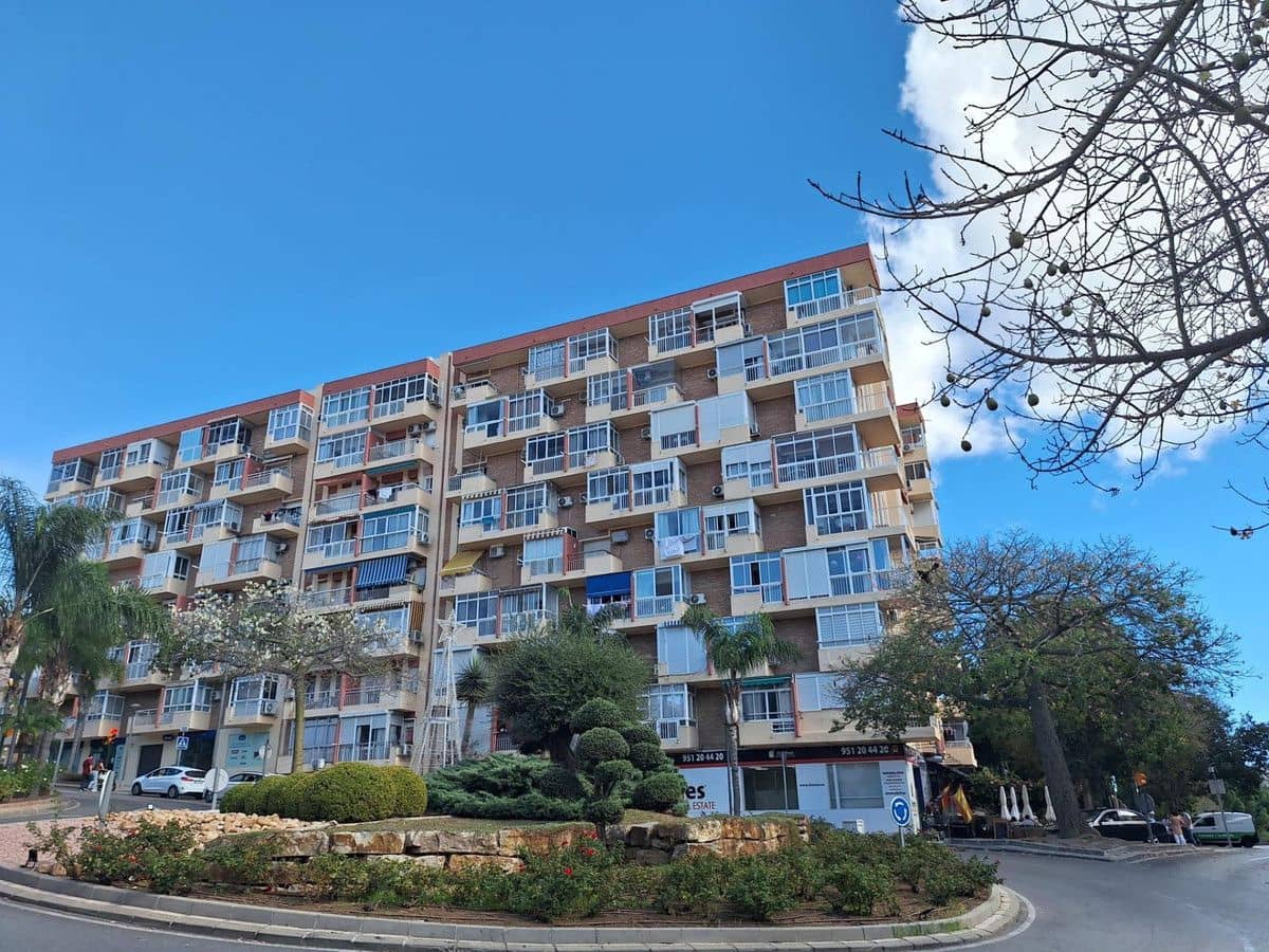 Studio te koop in Benalmadena met zwembad - € 168.000 (Ref: 9451587)