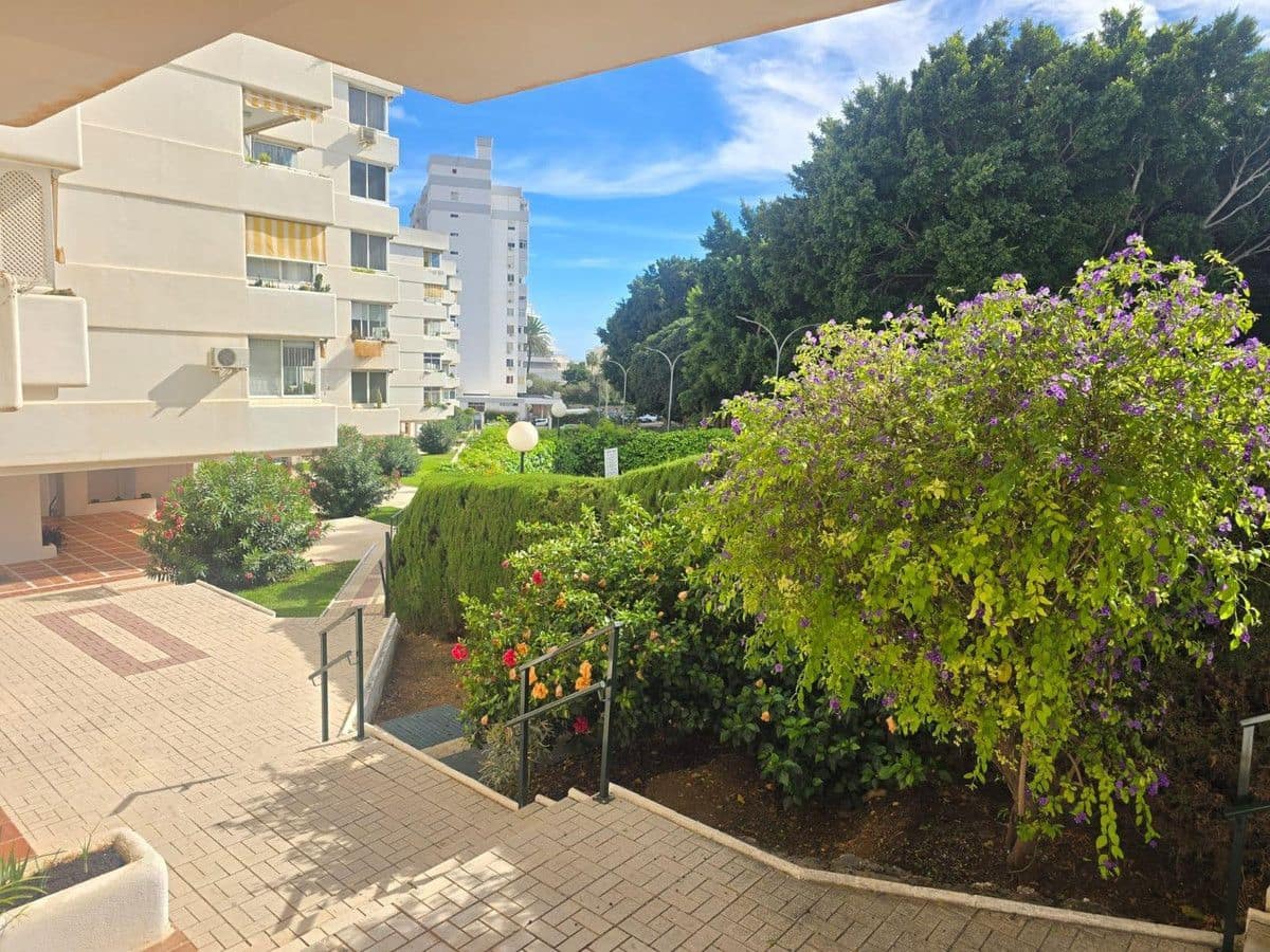 2 soverom Leilighet til salgs i Benalmadena med svømmebasseng - € 350 000 (Ref: 9453516)