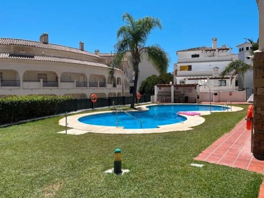 2 Zimmer Wohnung zu verkaufen in Benalmadena mit Pool Garage - 360.000 € (Ref: 9460825)