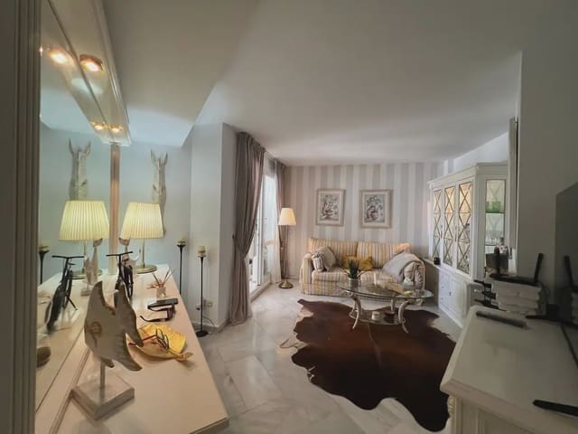 1 bedroom Apartment for sale in Arroyo de la Miel, Benalmádena - € 425,000 (Ref: 9460826)
