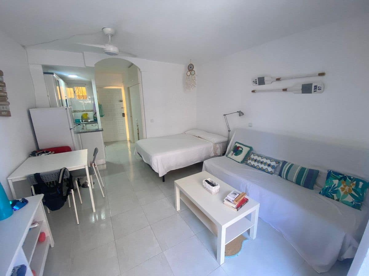 Estudio en Benalmádena en venta con piscina - 165.000 € (Ref: 9469842)