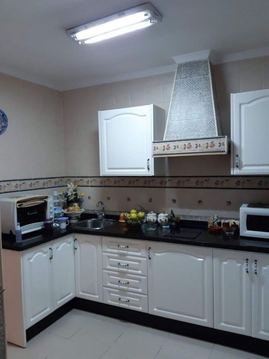 3 bedroom Townhouse for sale in Benalmadena - € 300,000 (Ref: 9469844)