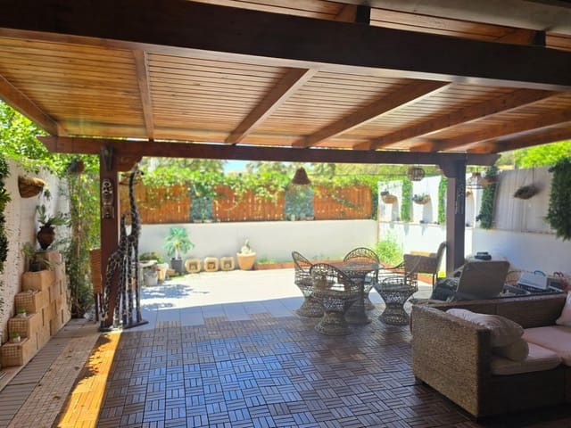 2 soveværelse Lejlighed til salg i Torremolinos med swimmingpool garage - € 480.000 (Ref: 9469846)