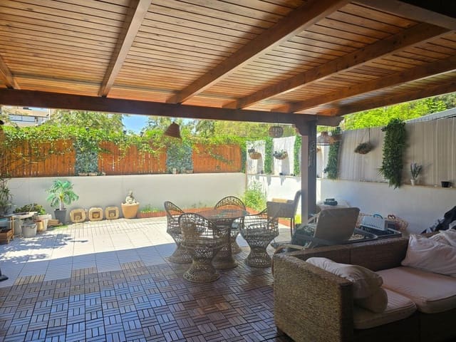 2 soveværelse Lejlighed til salg i Torremolinos med swimmingpool garage - € 480.000 (Ref: 9469846)