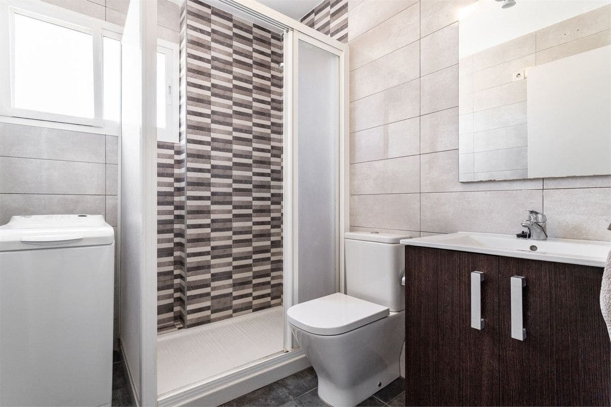 3 slaapkamer Strandappartement te koop in Fuengirola - € 639.000 (Ref: 9469848)