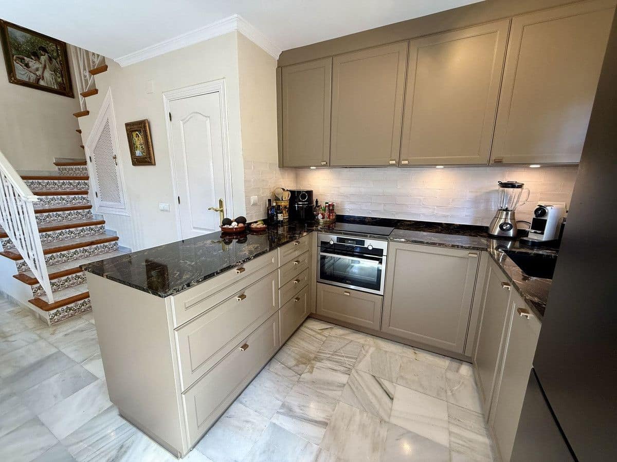 2 slaapkamer Huis te koop in Mijas met zwembad garage - € 415.000 (Ref: 9469850)