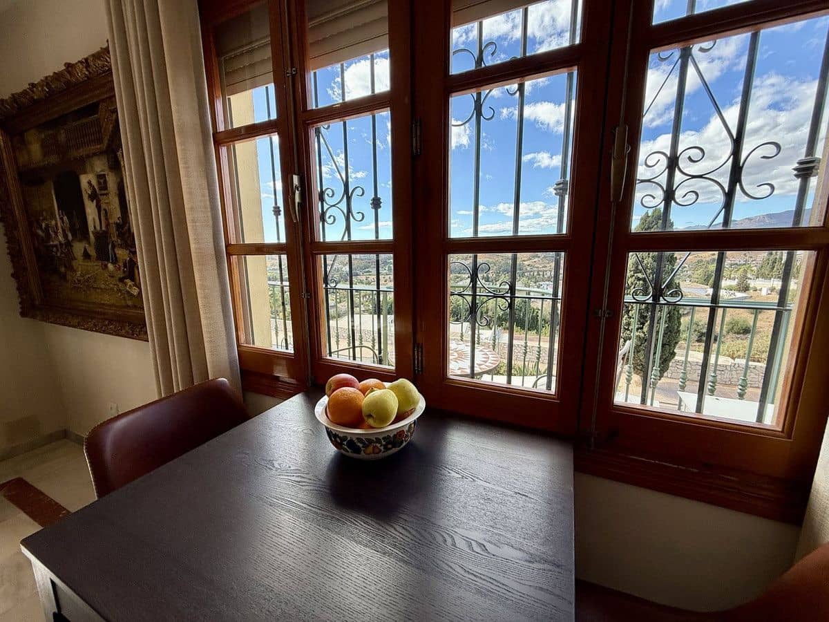 2 slaapkamer Huis te koop in Mijas met zwembad garage - € 415.000 (Ref: 9469850)