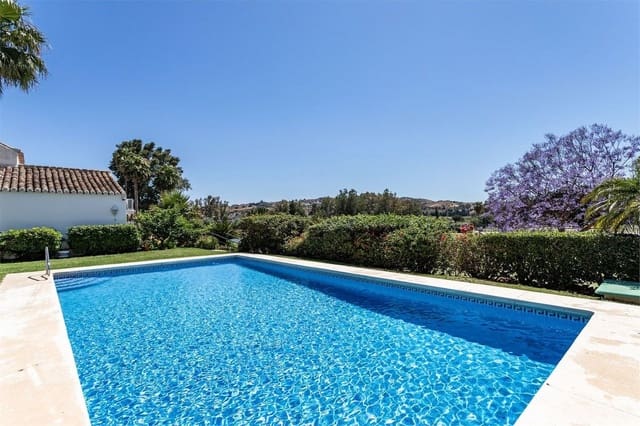 Casa de 2 habitaciones en Mijas Golf, Mijas en venta con piscina - 449.000 € (Ref: 9469852)