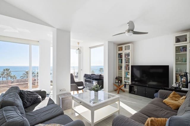 Chalet de 3 habitaciones en El Faro de Calaburra - Chaparral, Mijas en venta con piscina - 990.000 € (Ref: 9469855)