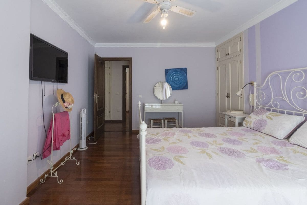 6 chambre Villa/Maison à vendre à Fuengirola avec piscine garage - 820 000 € (Ref: 9469858)