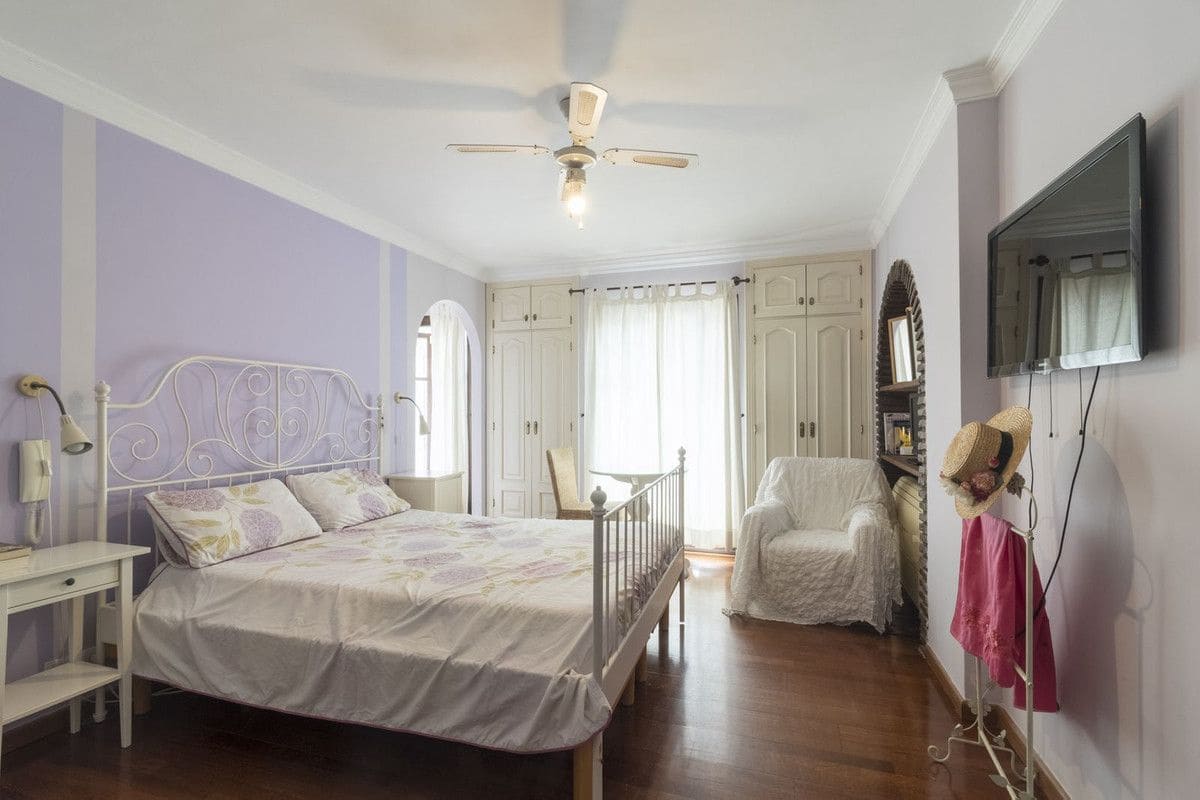 6 chambre Villa/Maison à vendre à Fuengirola avec piscine garage - 820 000 € (Ref: 9469858)